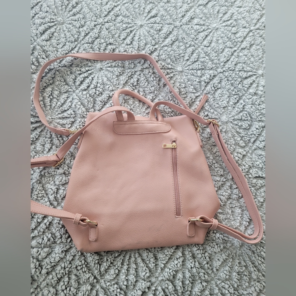 LEATHER LIGHT PINK BACKPACK